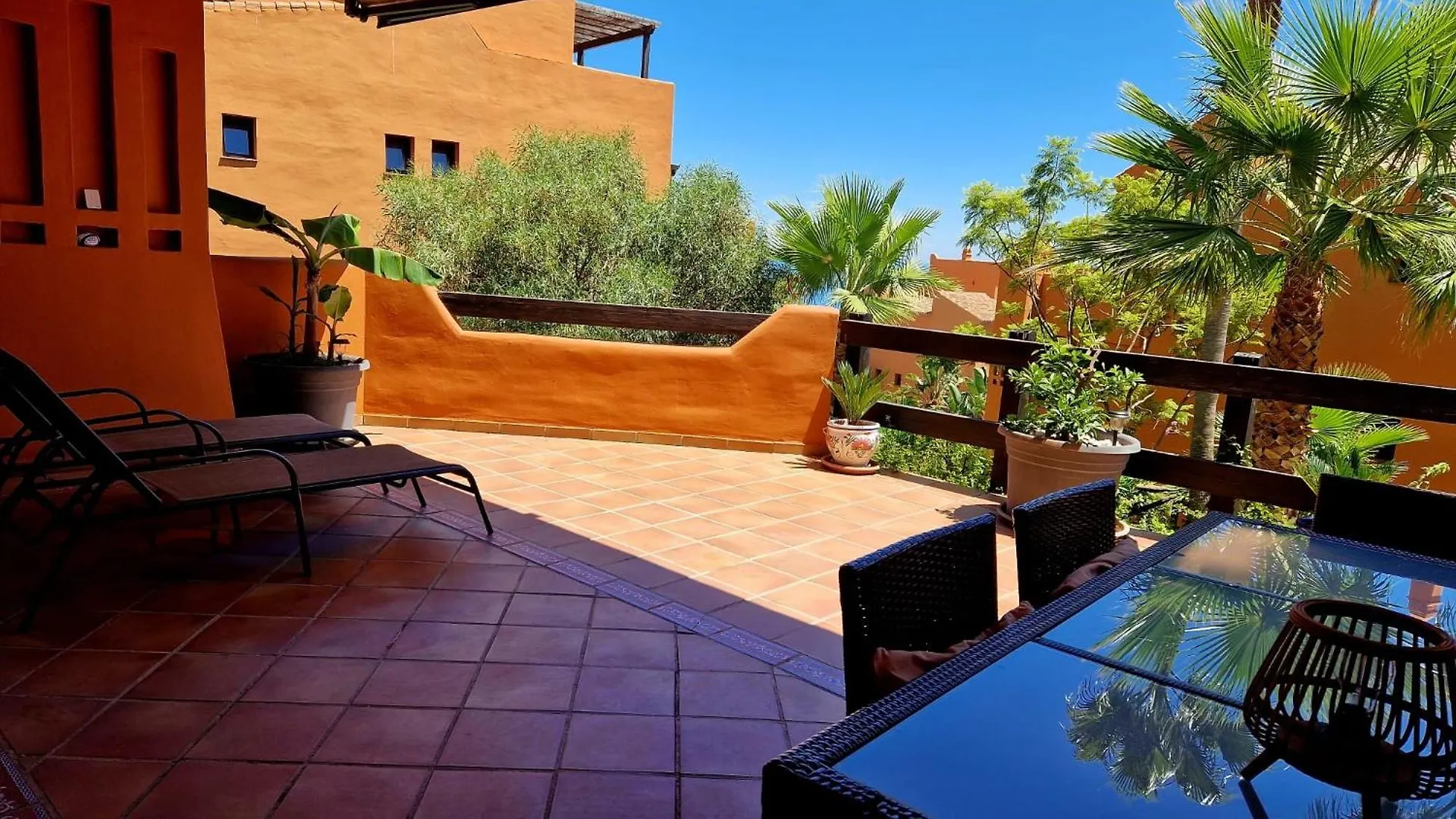 Jardines de Nueva Galera en Estepona España